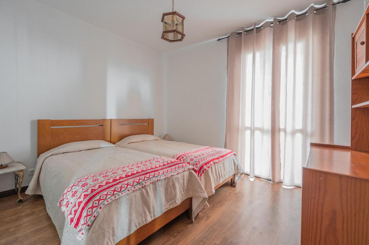 Villa Familia Dehoux Camacha  Екстер'єр фото